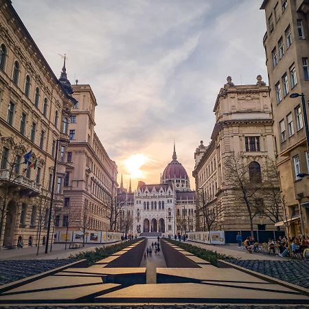 Rooftop Coffee By Parliament Budapest Esterno foto